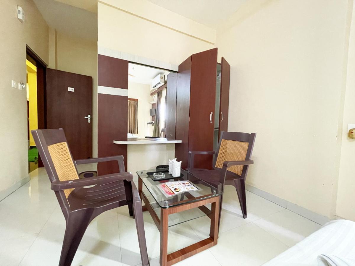 Hotel Golden Wave Пури Екстериор снимка