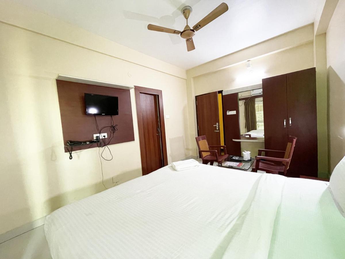 Hotel Golden Wave Пури Екстериор снимка
