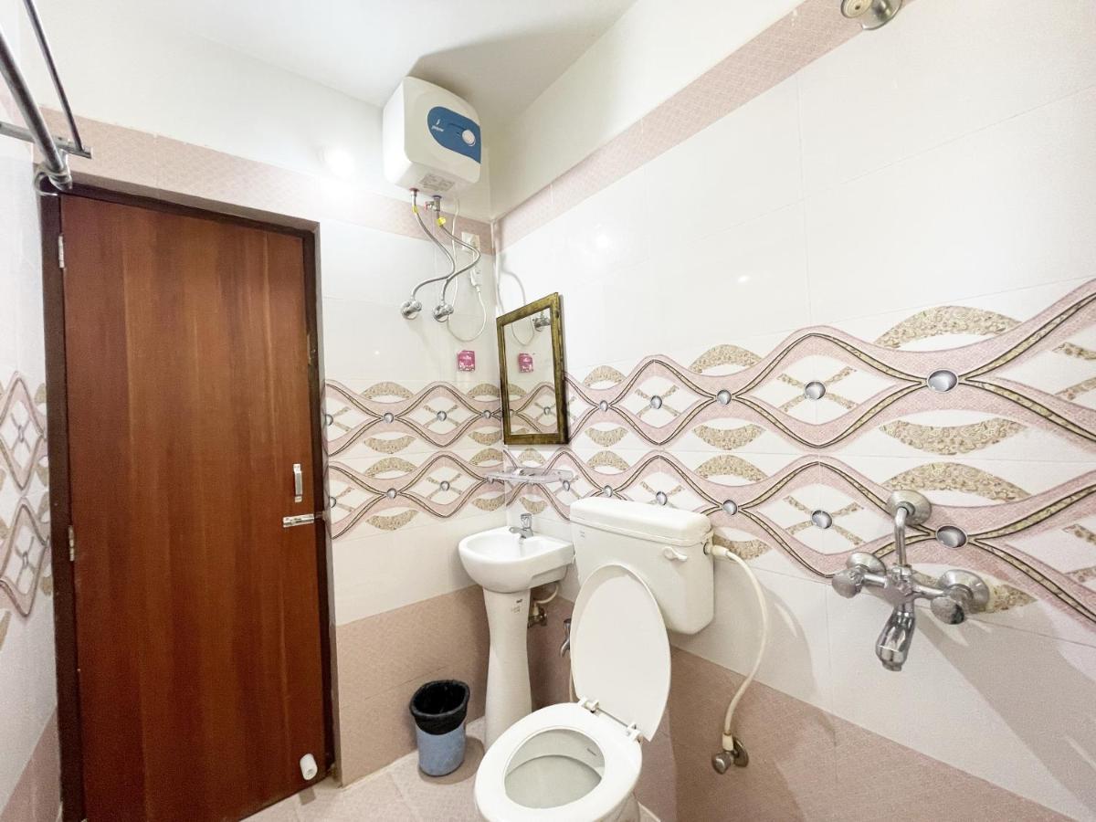 Hotel Golden Wave Пури Екстериор снимка