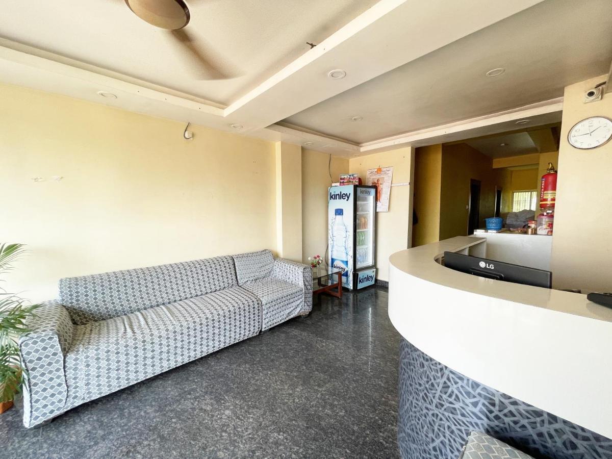 Hotel Golden Wave Пури Екстериор снимка
