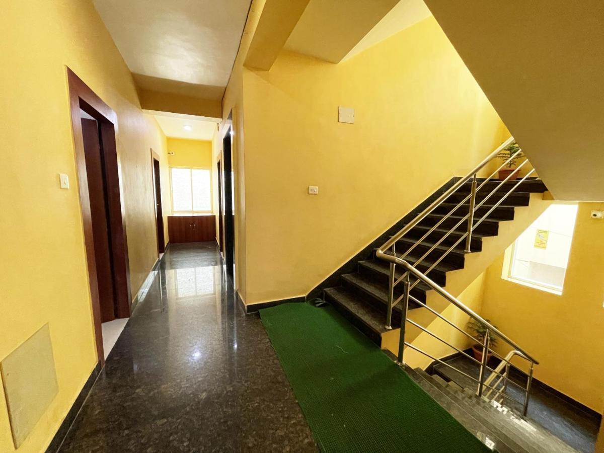 Hotel Golden Wave Пури Екстериор снимка
