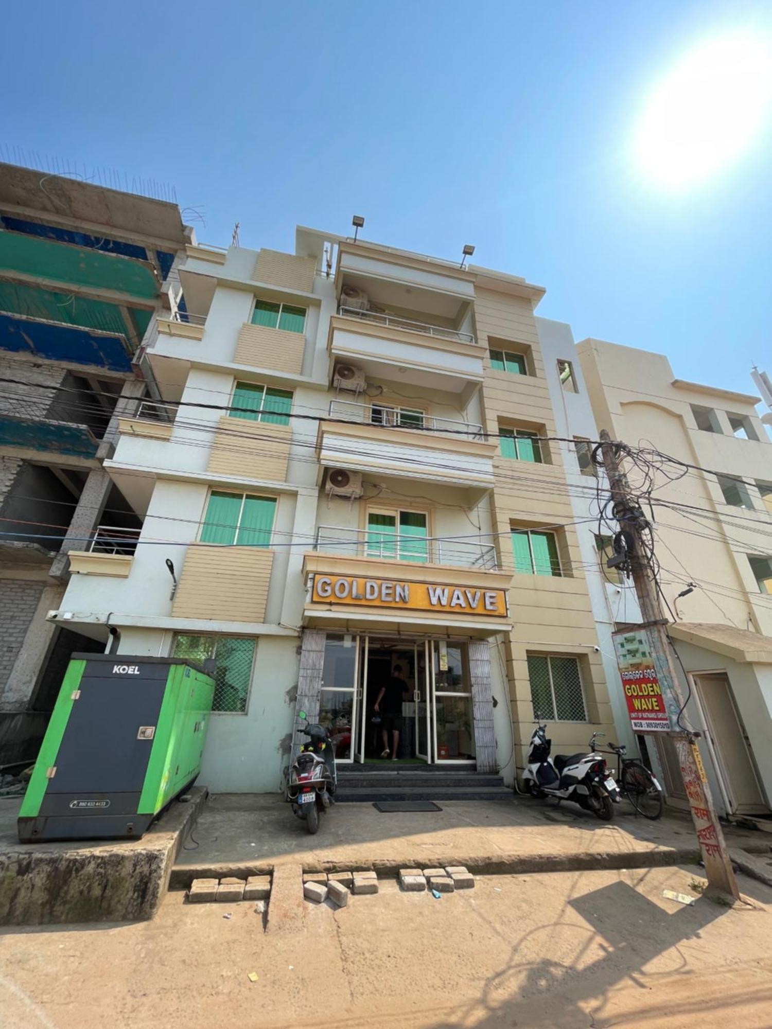 Hotel Golden Wave Пури Екстериор снимка